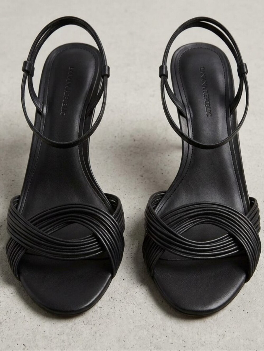 Banana Republic Black Sandals with Intertwined Knotted Straps SZ 10.5